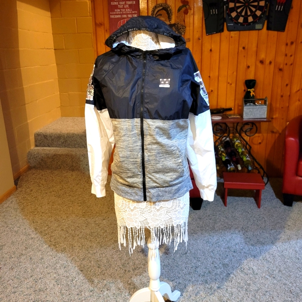 PINK VICTORIA'S SECRET hooded lined windbreaker.